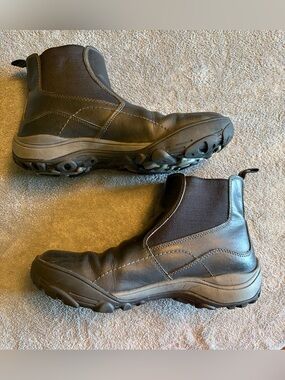 Men’s GH Bass & Co. boots - black, size 9M